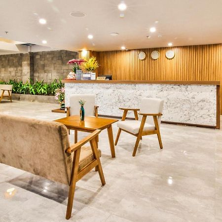 Grand Lee Hotel Ho Chi Minh City Bagian luar foto