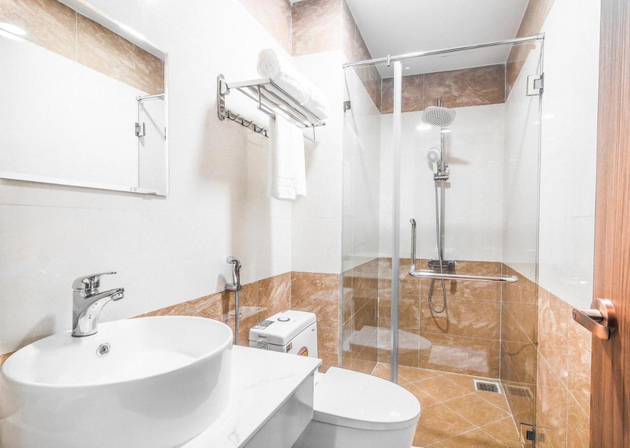 Grand Lee Hotel Ho Chi Minh City Bagian luar foto